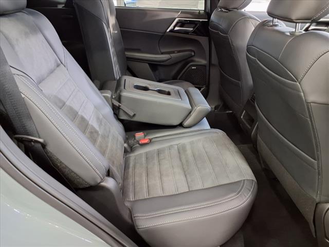 2025 Mitsubishi Outlander Trail Edition