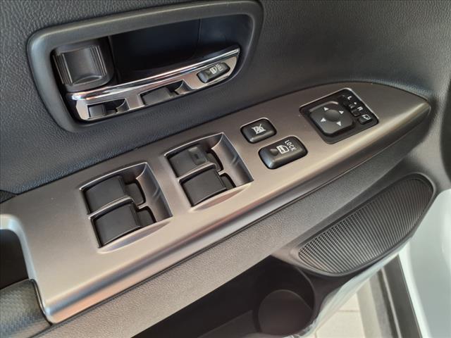 2025 Mitsubishi Outlander Sport SE