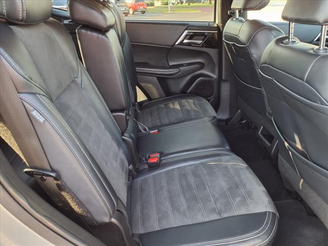 2024 Mitsubishi Outlander SE Black Edition