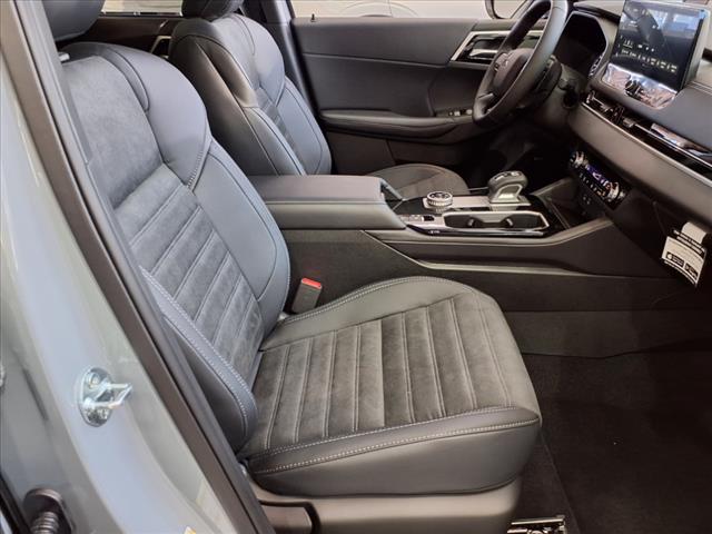 2025 Mitsubishi Outlander Trail Edition