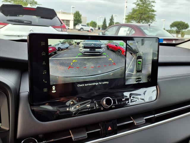 2025 Mitsubishi Outlander SEL