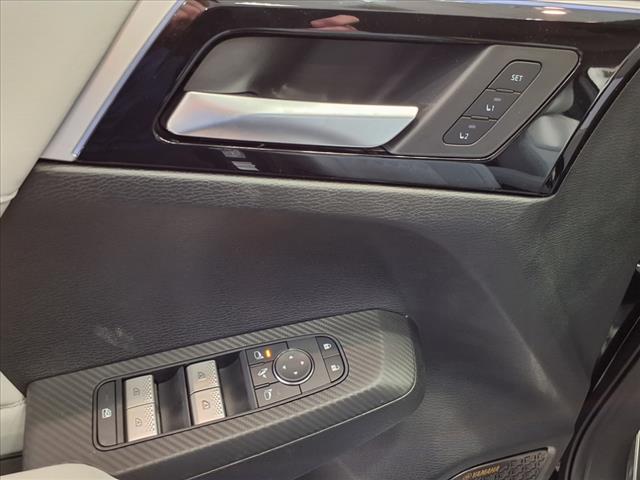 2025 Mitsubishi Outlander SEL Platinum Edition