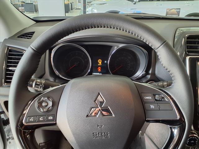 2025 Mitsubishi Outlander Sport SE