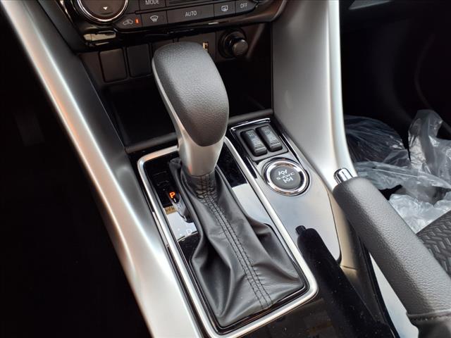 2025 Mitsubishi Eclipse Cross LE