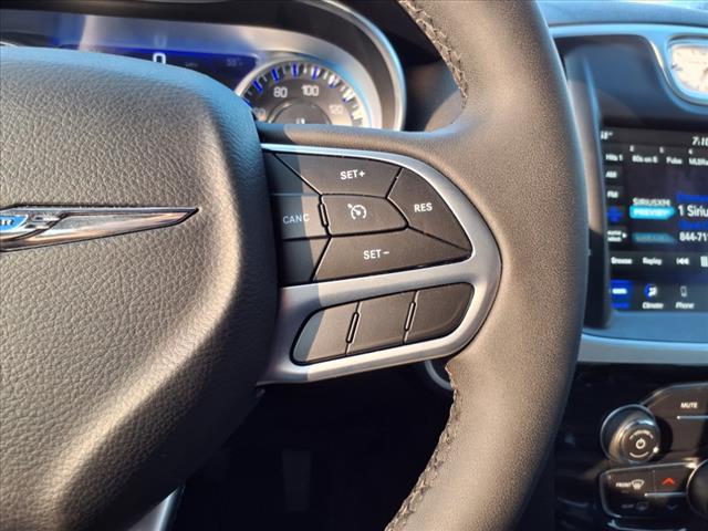 2022 Chrysler 300 Touring