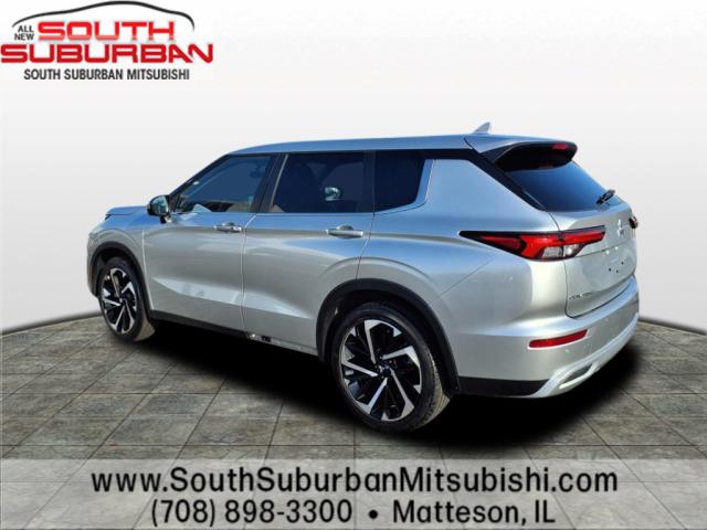 2024 Mitsubishi Outlander SE Black Edition
