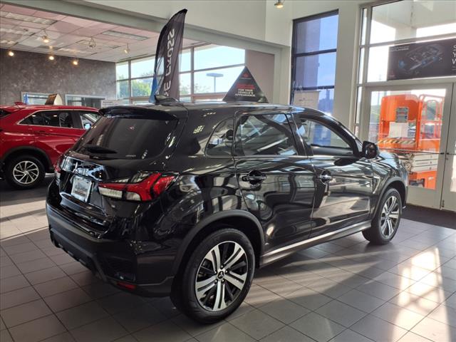 2025 Mitsubishi Outlander Sport SE