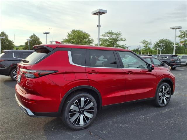 2025 Mitsubishi Outlander SE