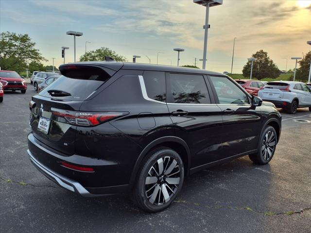 2025 Mitsubishi Outlander SE