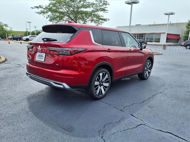 2025 Mitsubishi Outlander SE