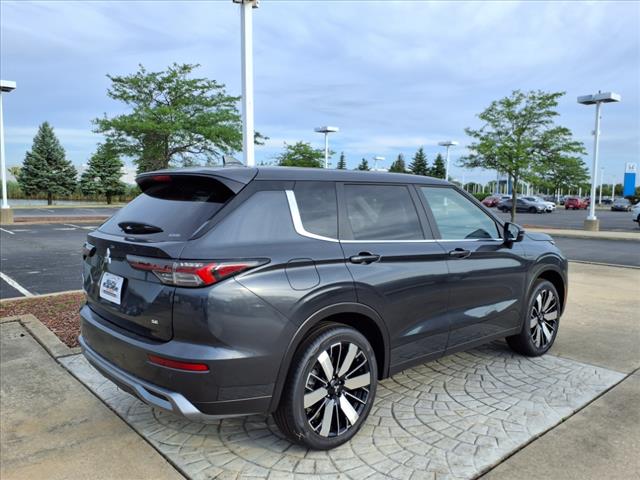 2025 Mitsubishi Outlander SE