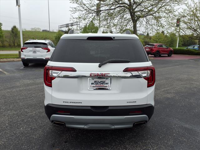 2023 GMC Acadia SLT