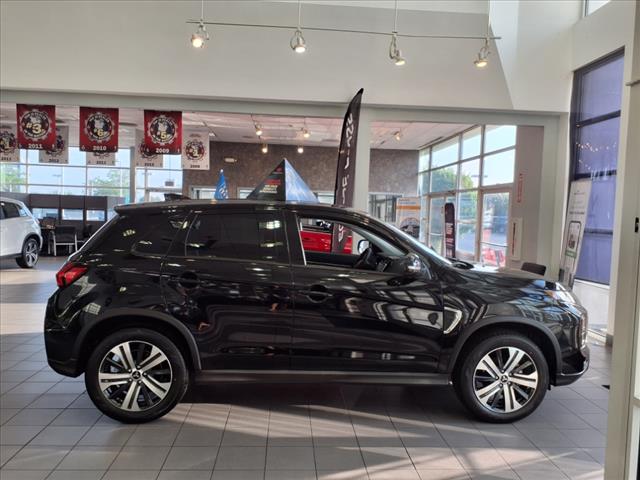 2025 Mitsubishi Outlander Sport SE