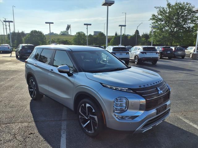 2024 Mitsubishi Outlander SE Black Edition