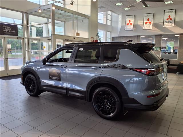 2025 Mitsubishi Outlander Trail Edition