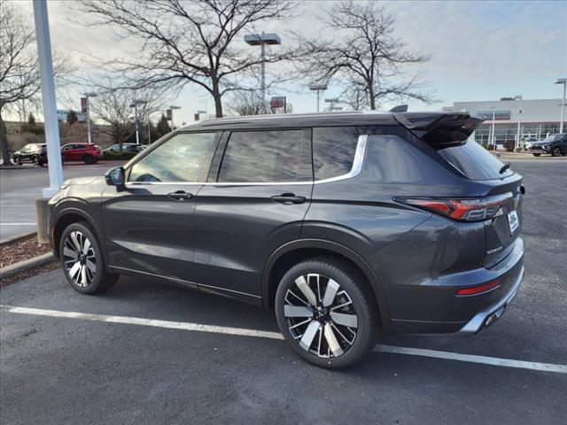 2025 Mitsubishi Outlander SEL