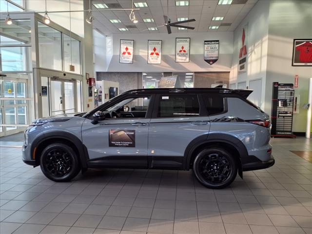 2025 Mitsubishi Outlander Trail Edition