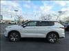 2026 Mitsubishi Outlander SE - thumbnail 8