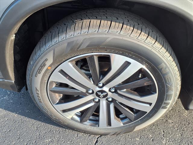 2025 Mitsubishi Outlander Sport SE