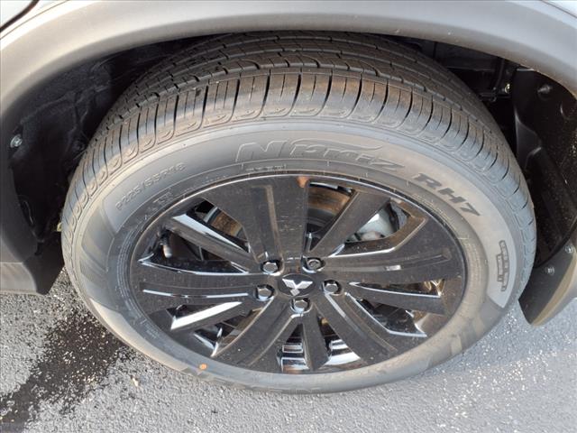2025 Mitsubishi Outlander Sport LE