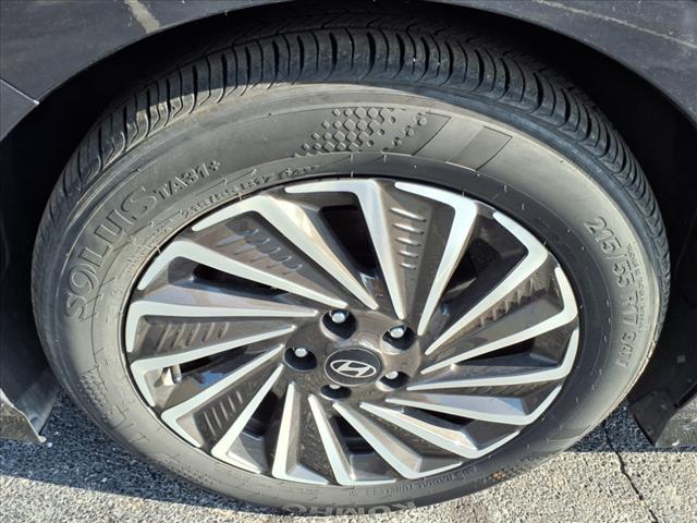 2024 Hyundai SONATA Hybrid SEL