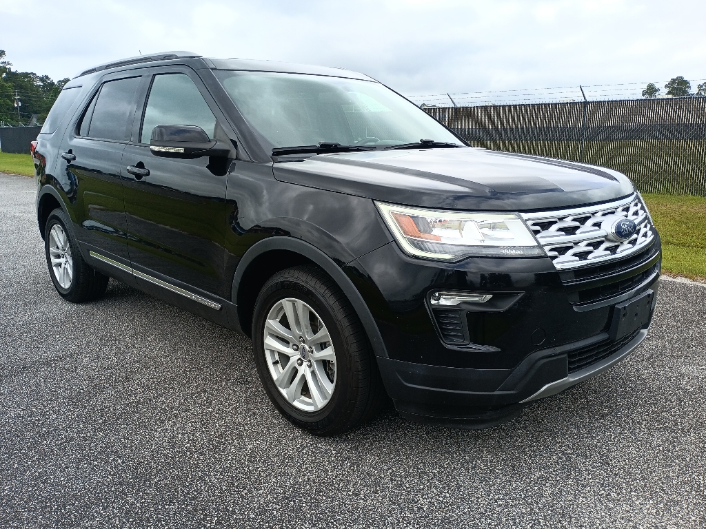 2018 Ford Explorer XLT - main photo