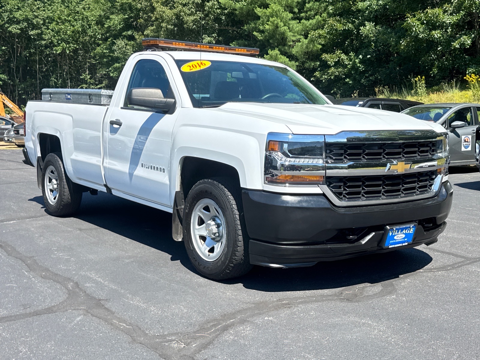 Summit White Gaz 2016 Chevrolet Silverado 1500 Pickup Truck 4X2 6-Speed Automatic Overdrive