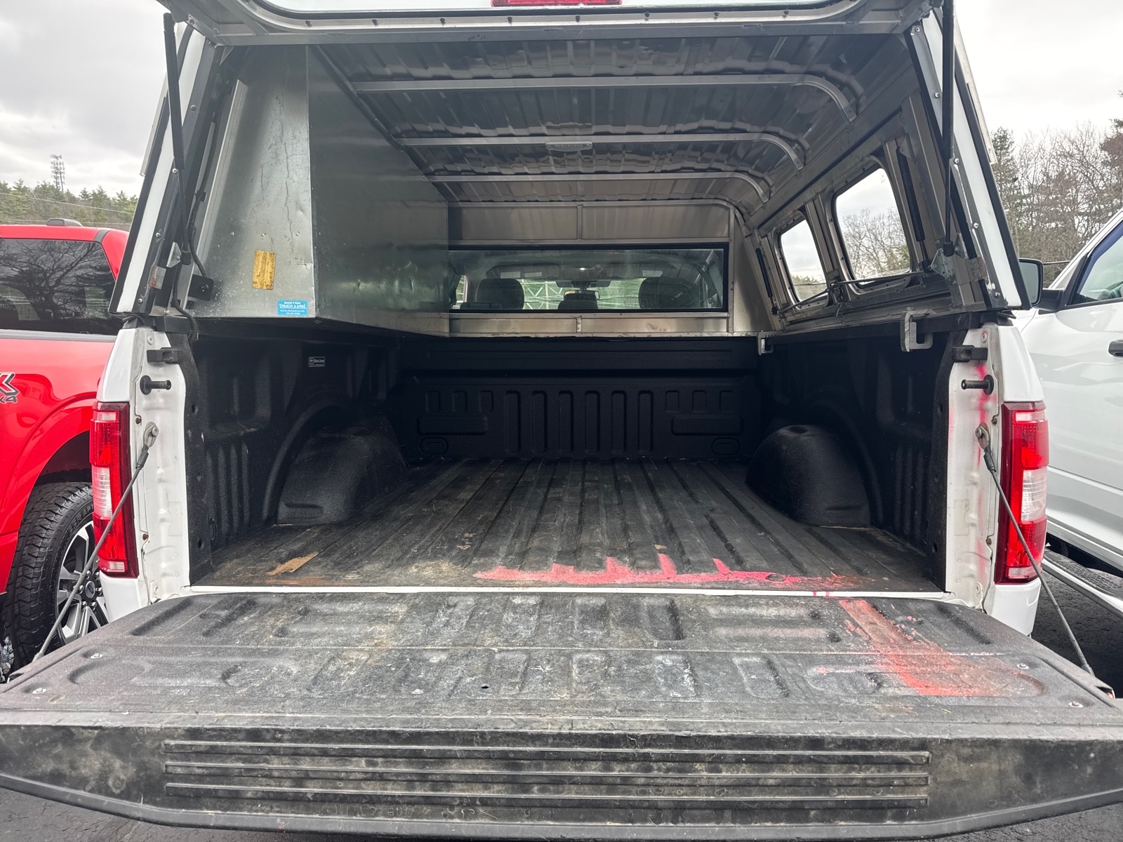 View vehicle photo 6