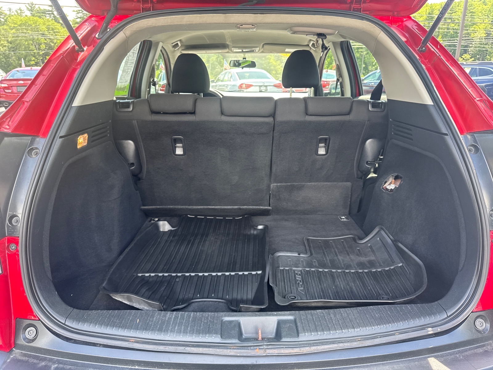 View vehicle photo 6