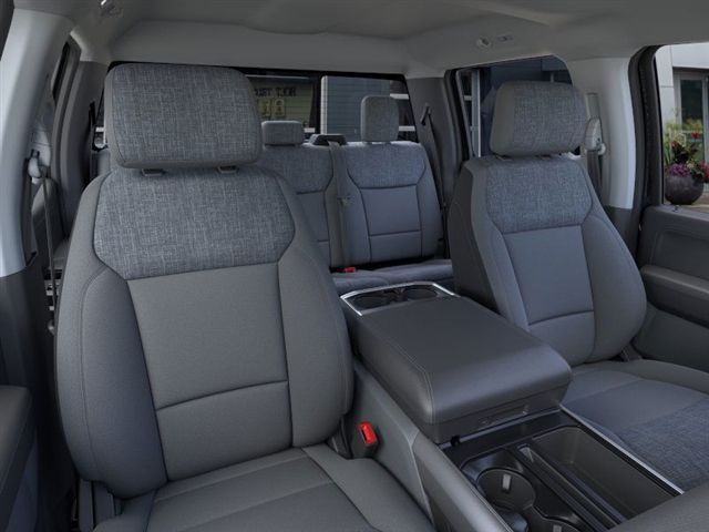 2025 Ford F-150 XLT - Photo 10