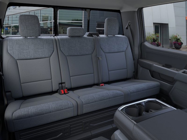 2025 Ford F-150 XLT - Photo 11