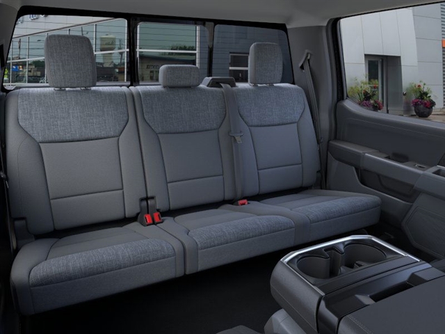 2025 Ford F-150 XLT - Photo 11
