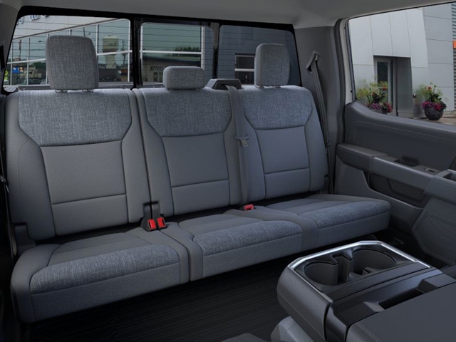 2025 Ford F-150 XLT - Photo 11