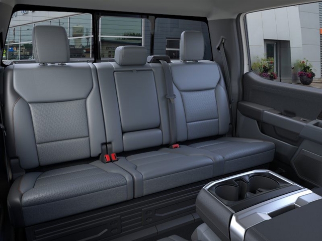 2025 Ford F-150 Lariat - Photo 11