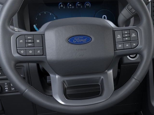 2025 Ford F-150 XLT - Photo 12