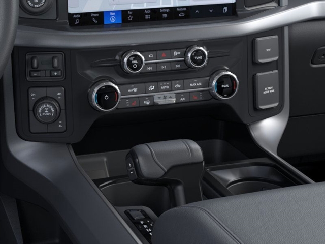 2025 Ford F-150 XLT - Photo 15