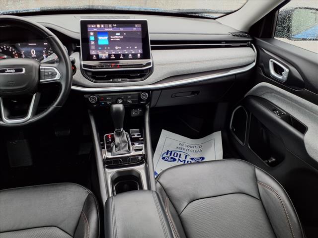 2022 Jeep Compass Latitude Lux - Photo 15
