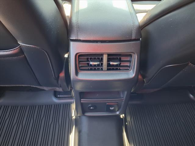 2023 Ford Edge SEL - Photo 16