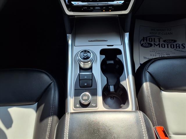 2023 Ford Explorer XLT - Photo 17