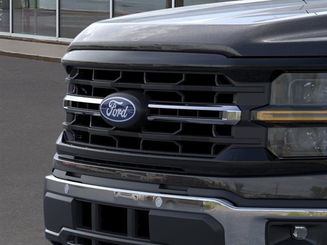 2025 Ford F-150 XLT - Photo 17
