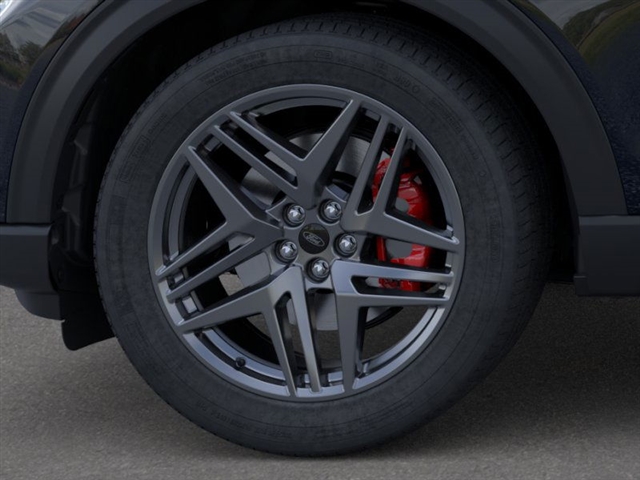 2025 Ford Explorer ST - Photo 19