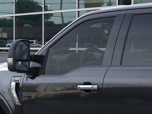 2025 Ford F-150 XLT - Photo 20