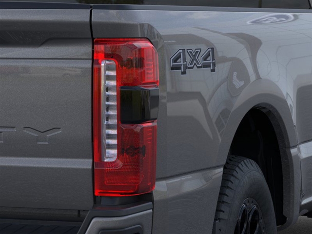 2025 Ford F-350 Super Duty XLT - Photo 21