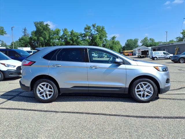 2024 Ford Edge SEL - Photo 2