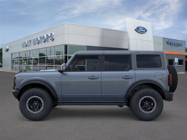2024 Ford Bronco Outer Banks - Photo 3