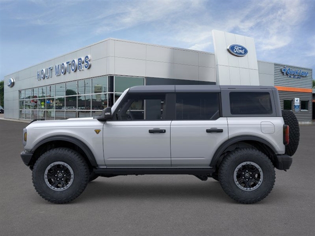 2024 Ford Bronco Badlands - Photo 3