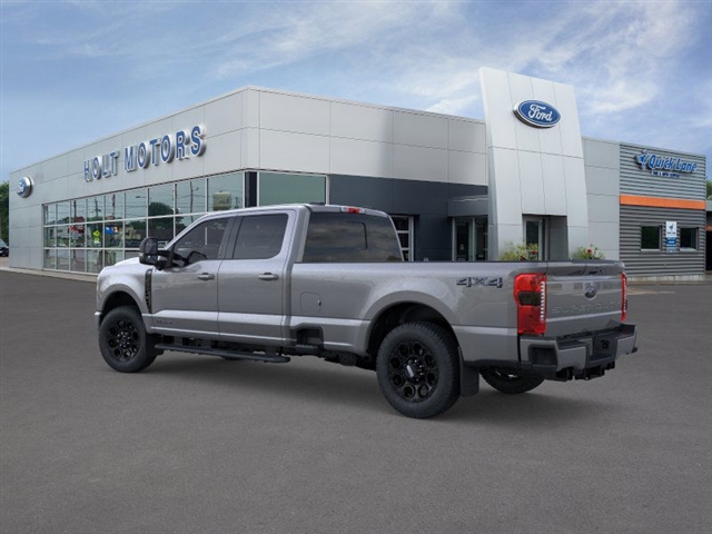 2025 Ford F-350 Super Duty XLT - Photo 4