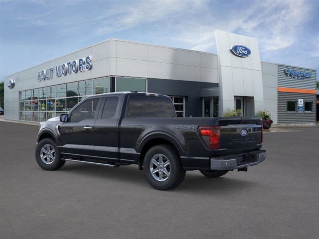 2025 Ford F-150 XLT - Photo 4