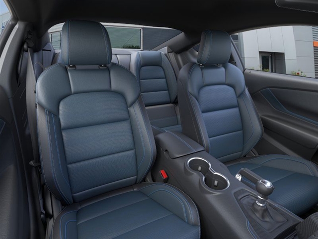 2025 Ford Mustang PREMIUM