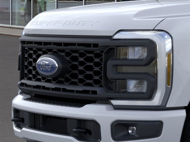 2025 Ford F-350 Super Duty XL